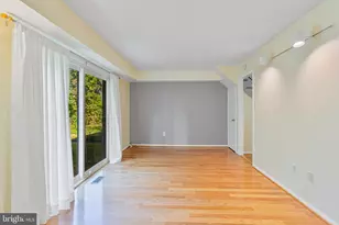 12210 Valerie Ln, Laurel, MD 20708 - Photo 11