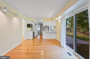 12210 Valerie Ln, Laurel, MD 20708 - Photo 13