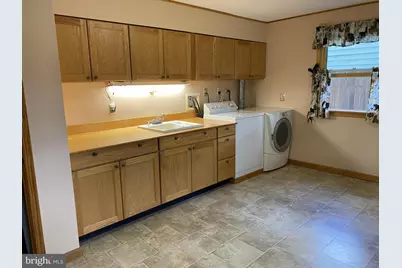 5116 Iroquois Street, College Park, MD 20740 - Photo 9