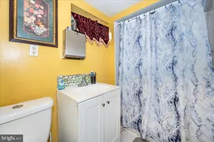 3708 Cooper Ln, Hyattsville, MD 20784 - Photo 27