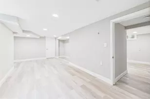 3404 Lancer Dr, Hyattsville, MD 20782 - Photo 19