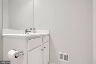 2718 Lanham Hill Cir, Upper Marlboro, MD 20774 - Photo 41