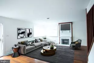 2429 Green Valley Dr, Suitland, MD 20746 - Photo 5