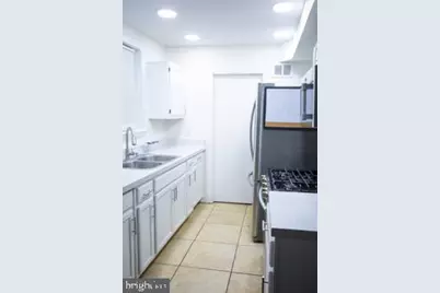 2429 Green Valley Drive, Suitland, MD 20746 - Photo 7