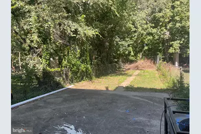 5102 Glassmanor Drive, Oxon Hill, MD 20745 - Photo 29