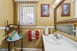 4910 Stan Haven Rd, Temple Hills, MD 20748 - Photo 7