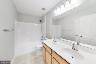 2403 Lake Forest Dr, Upper Marlboro, MD 20774 - Photo 33