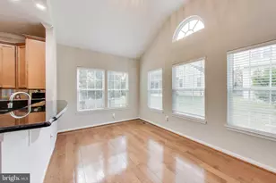 2403 Lake Forest Dr, Upper Marlboro, MD 20774 - Photo 13