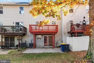 8232 Dellwood Ct, Lanham, MD 20706 - Photo 33