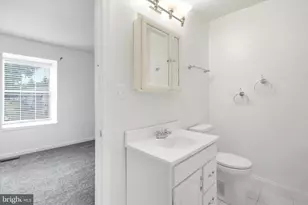 5717 Falkland Pl, Capitol Heights, MD 20743 - Photo 15