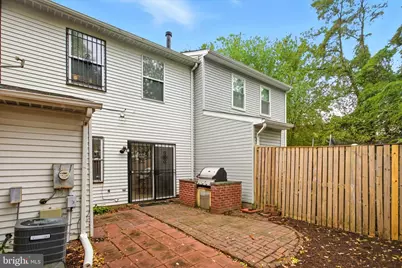 5717 Falkland Place, Capitol Heights, MD 20743 - Photo 17