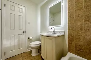 2208 Columbia Pl, Landover, MD 20785 - Photo 25