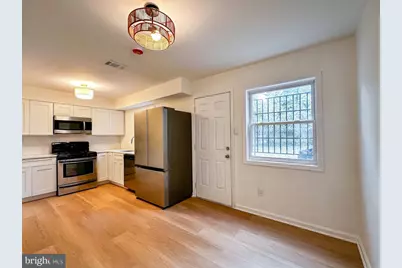 2208 Columbia Place, Landover, MD 20785 - Photo 9