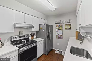 7914 Chapel Cove Dr, Laurel, MD 20707 - Photo 7