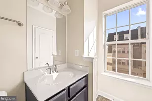 808 Admirals Way, Oxon Hill, MD 20745 - Photo 41