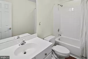 13808 Pleasant View Dr, Bowie, MD 20720 - Photo 39