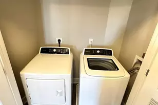 145 Riverhaven Dr, Oxon Hill, MD 20745 - Photo 17