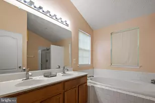 9716 Penguin Pl, Upper Marlboro, MD 20772 - Photo 17