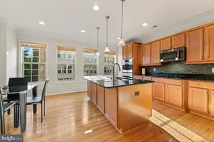 602 Overlook Park Dr, National Harbor, MD 20745 - Photo 11