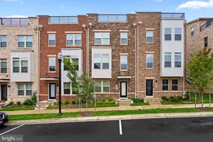 2815 Battersea Lake Loop, Hyattsville, MD 20782 - Photo 1