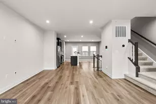 2815 Battersea Lake Loop, Hyattsville, MD 20782 - Photo 7