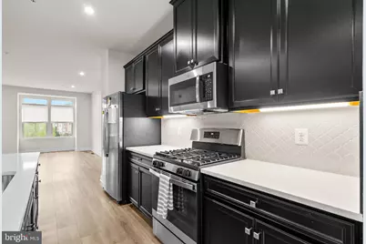 2815 Battersea Lake Loop, Hyattsville, MD 20782 - Photo 11