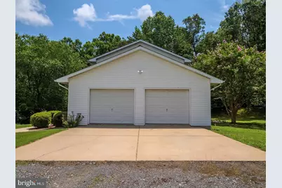 7701 Croom Road, Upper Marlboro, MD 20772 - Photo 9