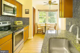 6924 Woodstream Ln, Lanham, MD 20706 - Photo 3