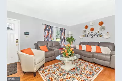 7954 Suiter Way, Landover, MD 20785 - Photo 5