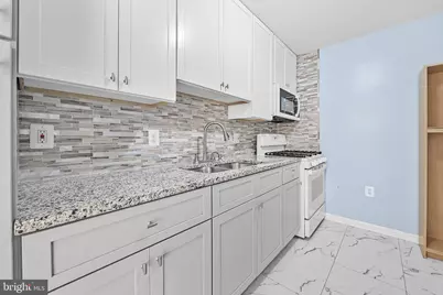 5204 Newton Street #304, Bladensburg, MD 20710 - Photo 7