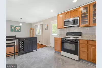 7314 Powhatan Street, Lanham, MD 20706 - Photo 9