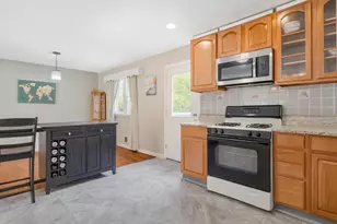 7314 Powhatan St, Lanham, MD 20706 - Photo 9