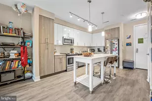 145 Riverhaven Dr, Oxon Hill, MD 20745 - Photo 9