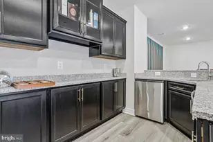 913 Midbrook Ln, Bowie, MD 20716 - Photo 51