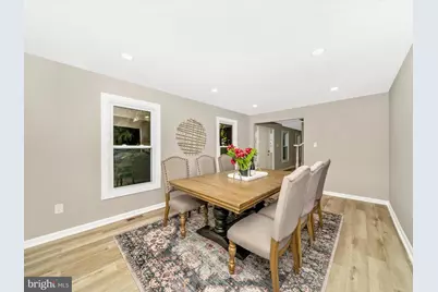 304 Loureiro Lane, Oxon Hill, MD 20745 - Photo 5