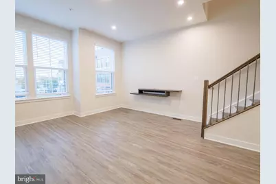 2828 Arts Vista Boulevard, Suitland, MD 20746 - Photo 13