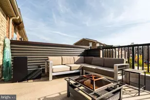 2703 Chelsea Willows Wy, Hyattsville, MD 20782 - Photo 45