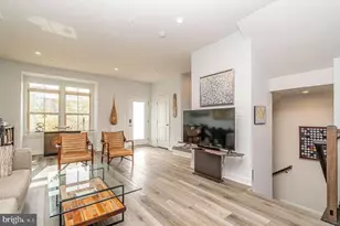 2703 Chelsea Willows Wy, Hyattsville, MD 20782 - Photo 11