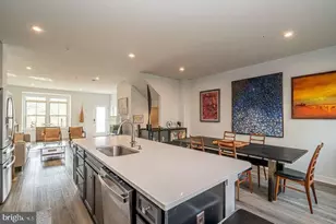 2703 Chelsea Willows Wy, Hyattsville, MD 20782 - Photo 19