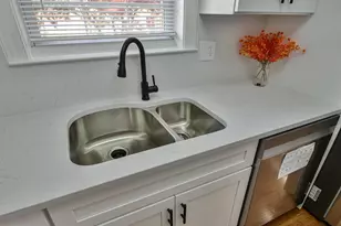 2123 Ruatan St, Hyattsville, MD 20783 - Photo 13