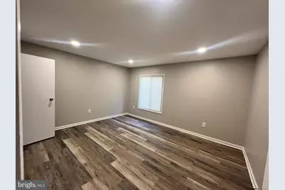6928 Hanover Parkway #2, Greenbelt, MD 20770 - Photo 5
