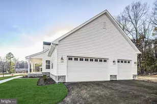 11304 Eliana Ct, Glenn Dale, MD 20769 - Photo 43