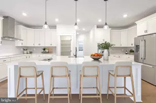 11304 Eliana Ct, Glenn Dale, MD 20769 - Photo 9