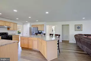 5303 Chestnut Manor Ct, Upper Marlboro, MD 20772 - Photo 15