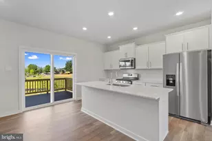 16661 Green Glade Dr, Brandywine, MD 20613 - Photo 5