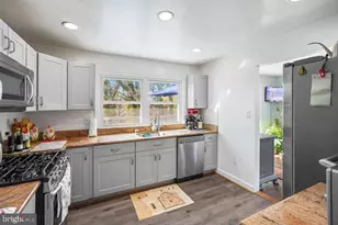 1804 Glendora Dr, District Heights, MD 20747 - Photo 11