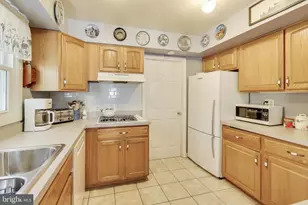 12109 Whitehall Dr, Bowie, MD 20715 - Photo 7