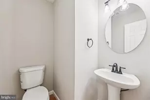6906 Blue Holly Ct, District Heights, MD 20747 - Photo 7