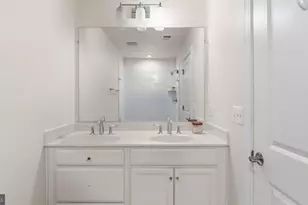 237 Phoenix Dr, Upper Marlboro, MD 20774 - Photo 11