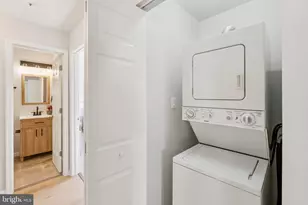 4120 Applegate Ct, Suitland, MD 20746 - Photo 13